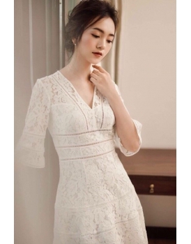 ĐẦM REN TRẮNG CHỮ A Đ00036